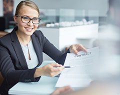 Women in Dubai Women in Dubai